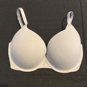 Victoria secrets push up bra. Worn once